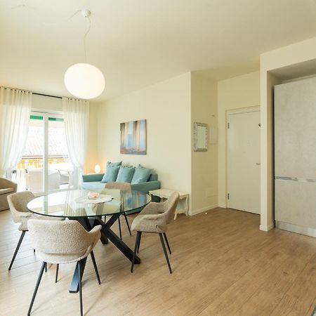 Domus Verona - Ampia Residenza Filippini A Pochi Passi Dall'Arena Экстерьер фото