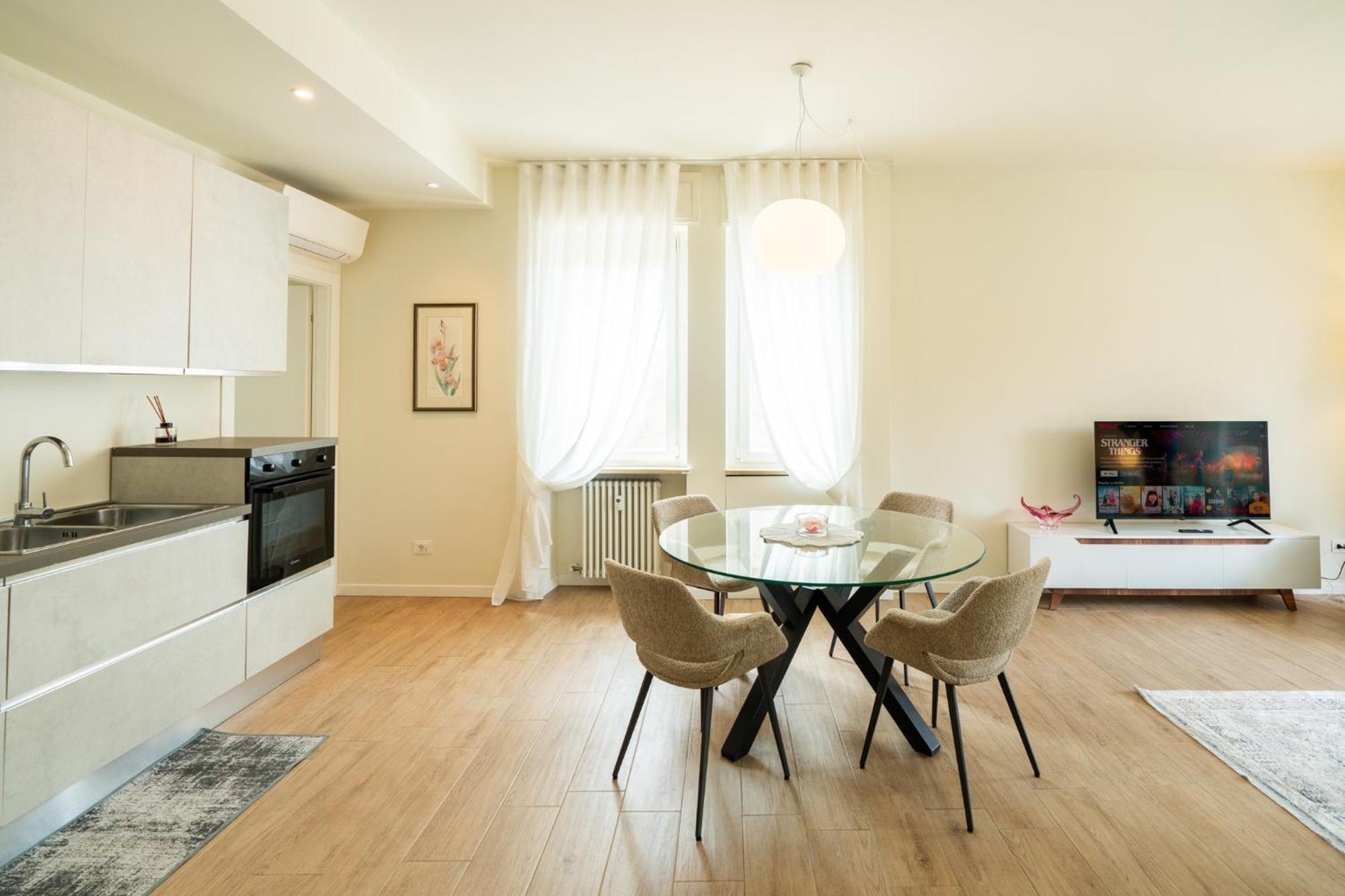 Domus Verona - Ampia Residenza Filippini A Pochi Passi Dall'Arena Экстерьер фото